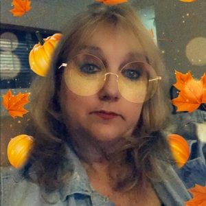 Meet your Posher, Lissette